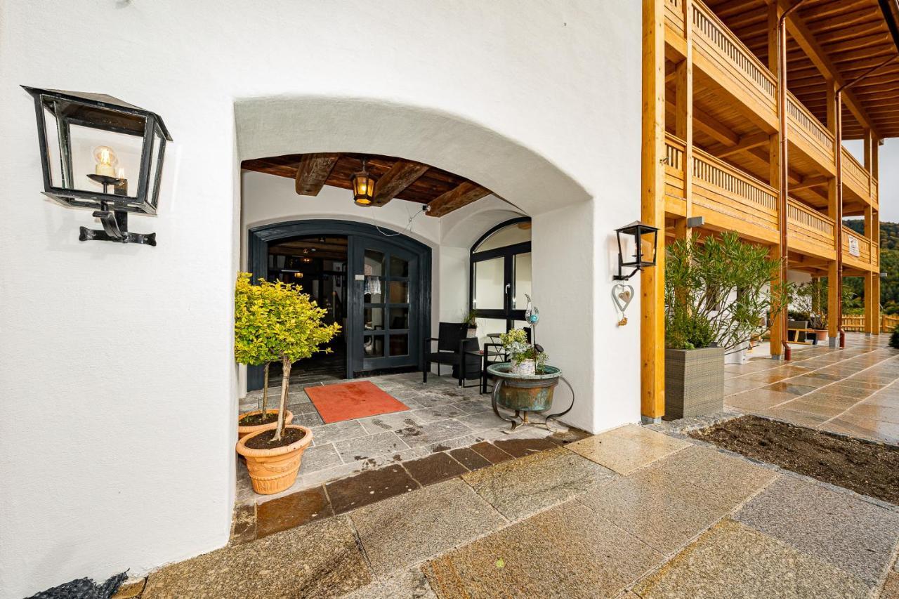 Berghotel & Chalets Adersberg Chiemgau Card Kostenfrei Grassau  Exteriör bild